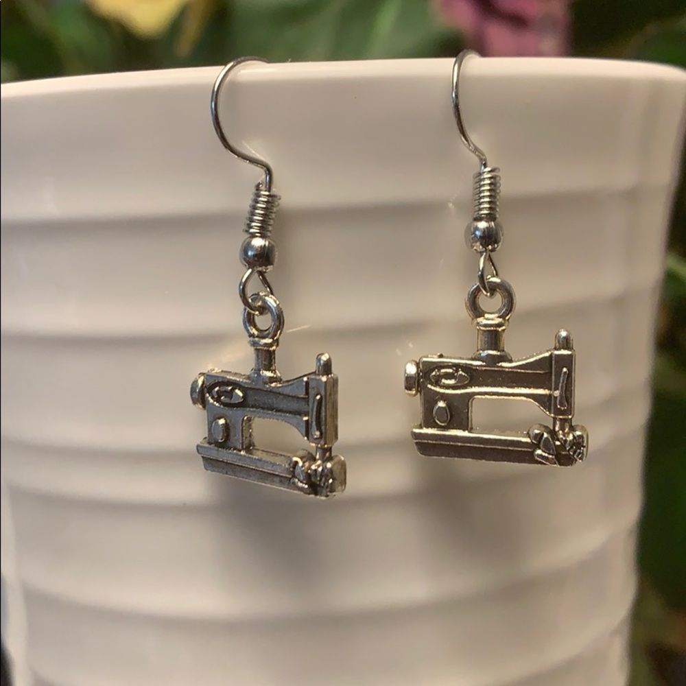 Vintage 3D Sewing Machine Earrings, Silver Tone
